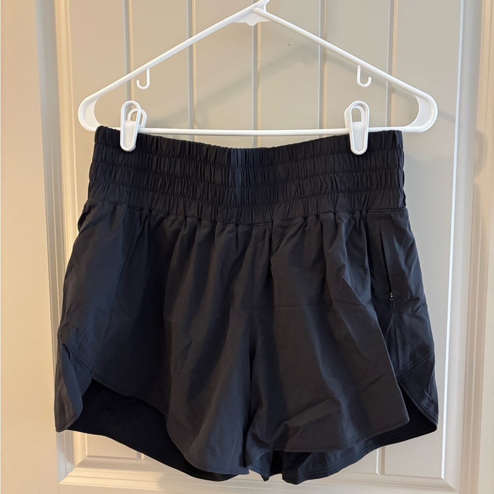 Outdoor Voices LightSpeed 3" Short